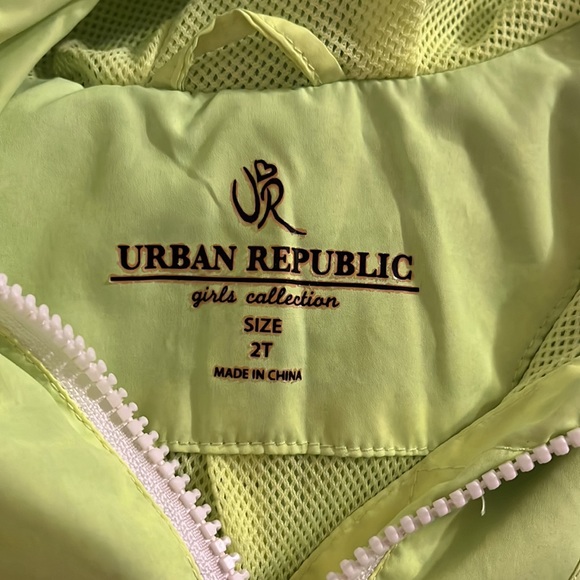 🌺Urban Republic WindbreakerCLEAN OUT SPECIAL!!! - Picture 6 of 8